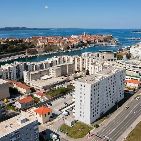 Vibes By Belmont Realty Apartmán Zadar
