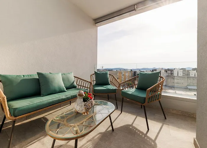 Vibes By Belmont Realty Apartmán Zadar