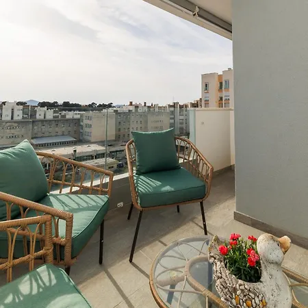 Vibes By Belmont Realty