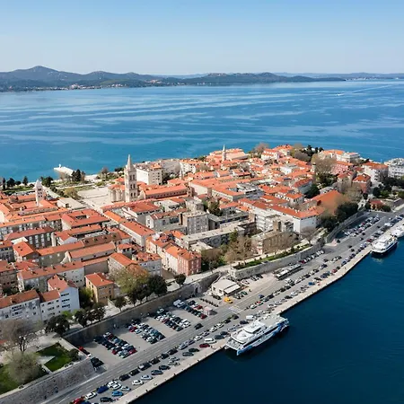 Vibes By Belmont Realty Appartement